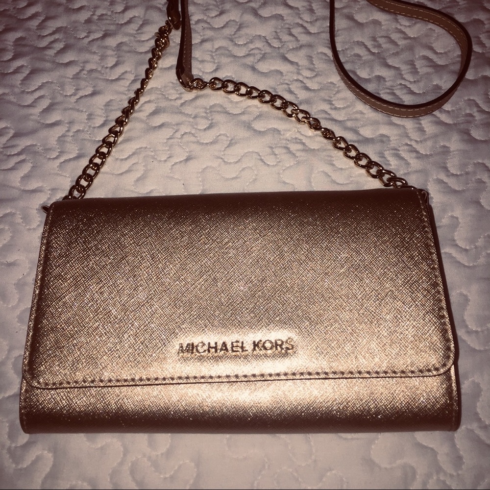 Michael Kors Crossbody Clutch
